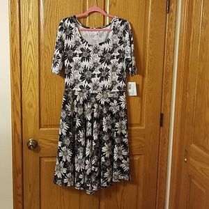 Lularoe Nicole Dress